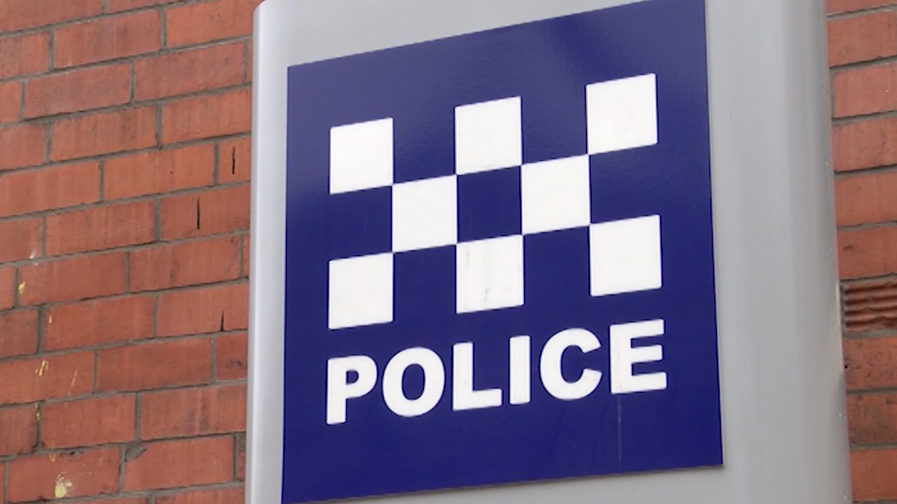 Newcastle headlines 10 August: Teenagers injure...