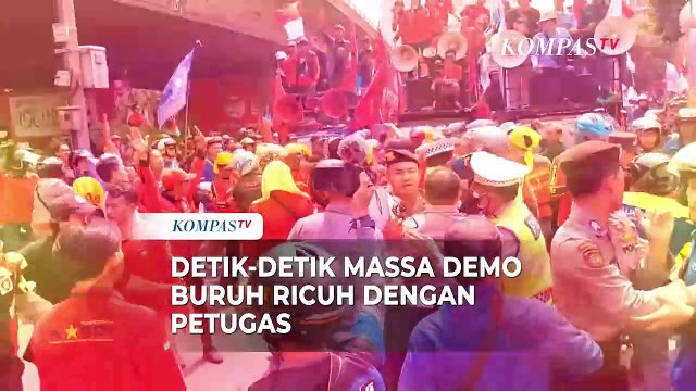 Detik-Detik Ricuh Massa Demo Buruh dengan Petugas Usai Rombongan Dihadang