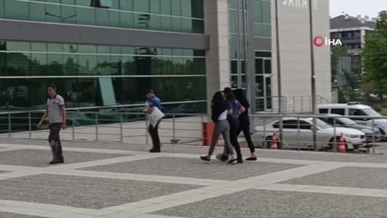 Apartmandan ayakkabı çalan teyze-yeğen adliyede