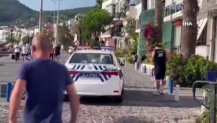 Tué son beau-père et appelé sa femme： J'ai tué ton père, juste pour que tu saches