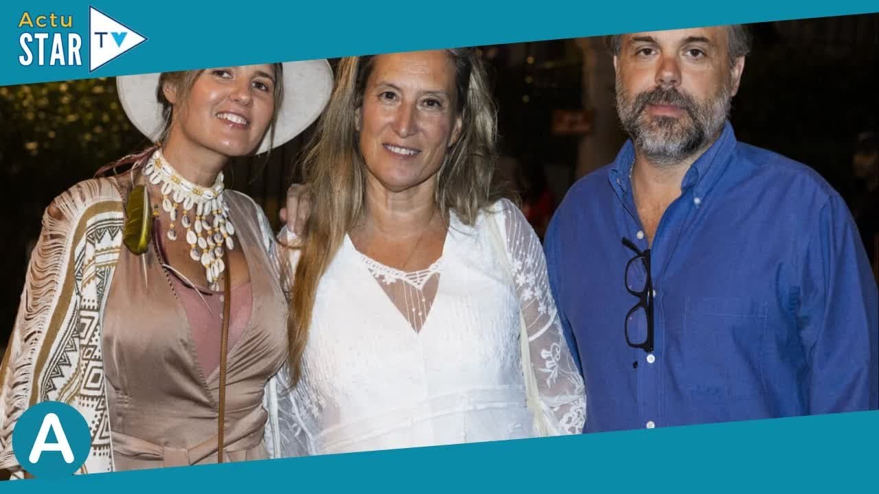 PHOTOS Romain Sardou en amoureux  le fils de Michel conquis à Ramatuelle par le Grand Siècle