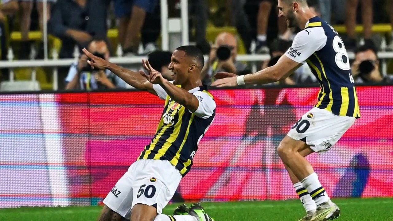 Avrupa'da Türk gecesi! Fenerbahçe, Beşiktaş ve Adana Demirspor rakiplerine gol oldu yağdı