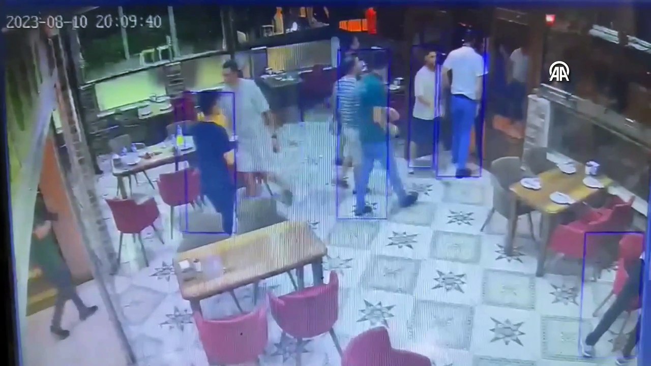 Malatya'daki 5,3 büyüklüğündeki deprem anı kamerada