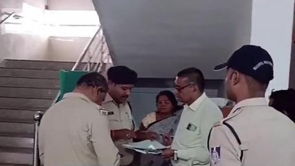 छिंदवाड़ा: पति ने पत्नी की फावड़े से काटकर की हत्या, क्षेत्र में फैली सनसनी