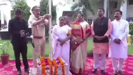भोपाल महापौर मालती राय ने किया ध्वजारोहण, देशभक्ति की दिलाई शपथ