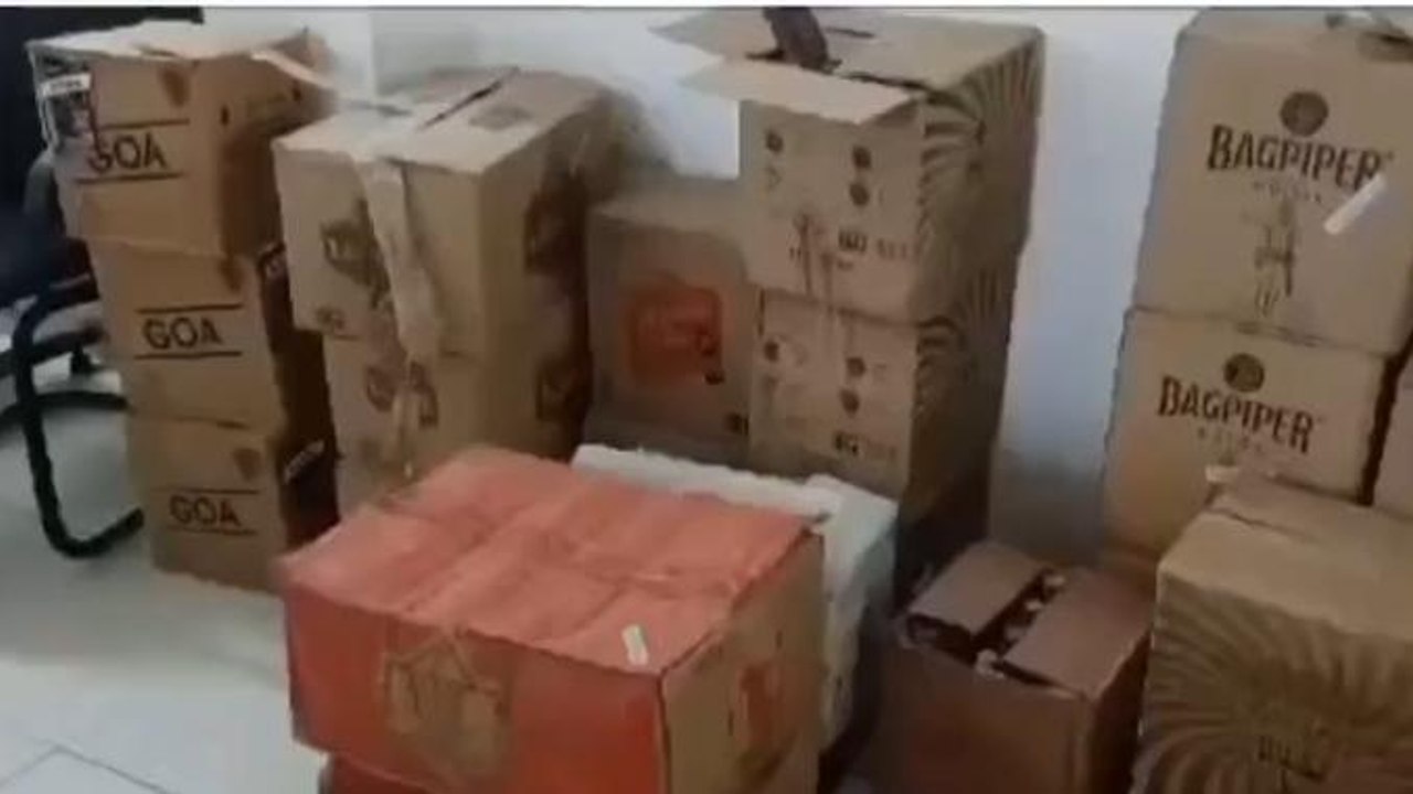 जबलपुर: शराब तस्करी करते आरोपी गिरफ्तार, लाखों की शराब बरामद