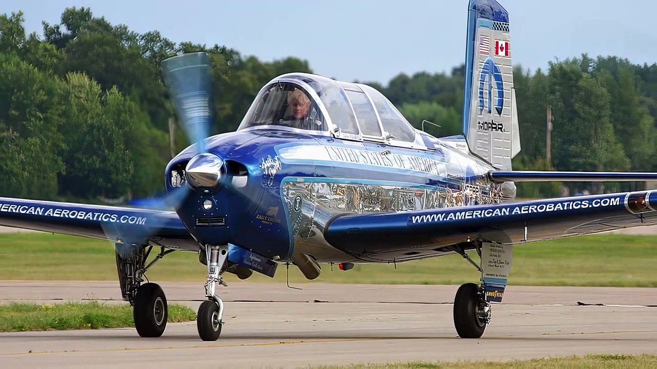 Beechcraft T-34 Mentor - trainer aircraft - HD
