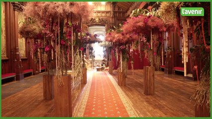 Pas de tapis cette année, les fleurs s’invitent dans l’hôtel de ville de Bruxelles