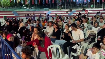 Esenler'de 'Açık Hava Tiyatro Festivali' Başladı