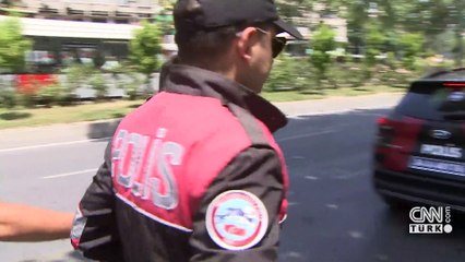 Kaçak göçmenlerin kontrol noktası oyunu