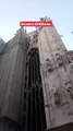 Milano, il video degli ?scalatori abusivi? sul Duomo: due francesi sulla guglia
