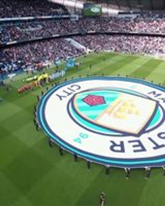 ⚪      Bernardo Silva fête son anniversaire ! Le milieu souffle sa 29ème bougie. Où placerai-tu Bernardo Silva dans le top des meilleurs joueurs de l'ogre City ?