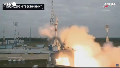 Lanciata la missione russa diretta alla Luna
