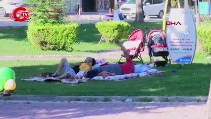 5.3'lük depremin ardından Malatyalılar geceyi dışarıda geçirdi