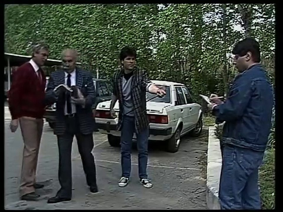 ΜΠΑΝΑΝΕΣ - 1987 - DVDRip - 768x576