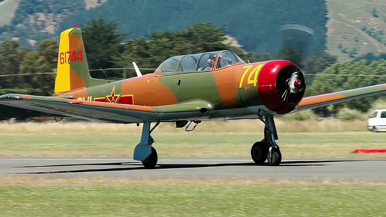 Nanchang CJ-6 trainer aircraft - HD