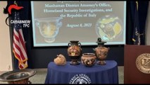 Dagli Usa i carabinieri riportano in Italia 266 reperti archeologici