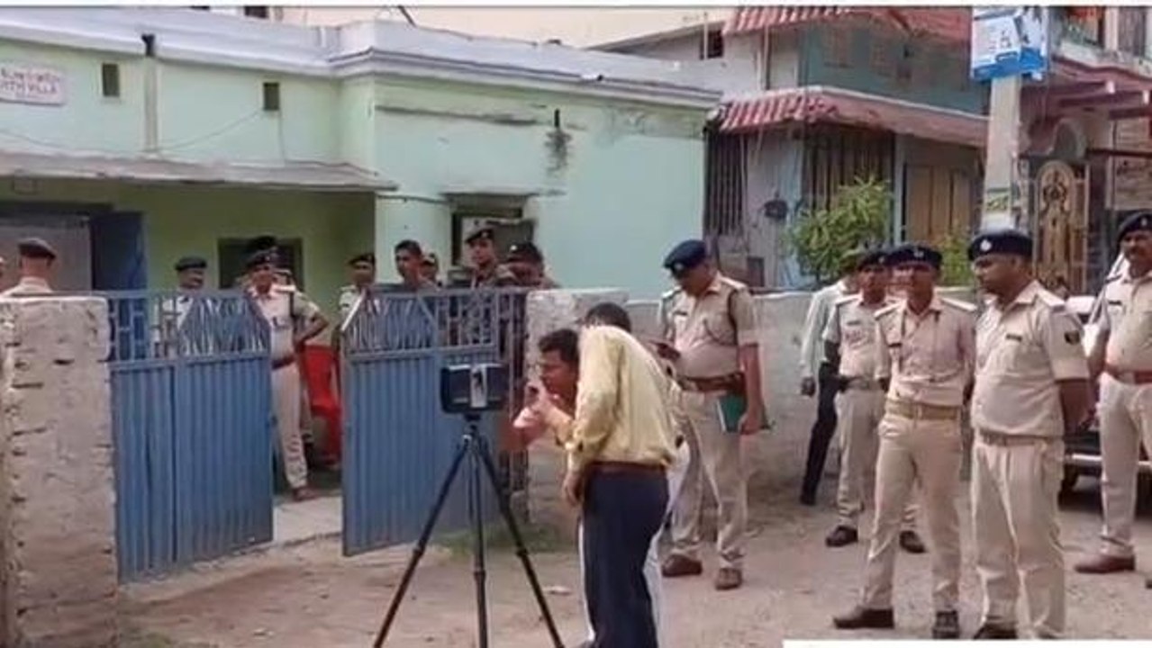 मुजफ्फरपुर: आशुतोष सही हत्याकांड के बाद एक्शन में पुलिस, भू माफिया पर कसा शिकंजा