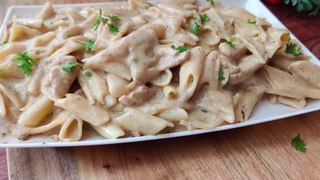 How to Make One-Skillet Cheesy Ground Chicken Pasta