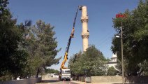 Kilis Elbeyli ilçesinde deprem hasarı nedeniyle minareler yıkılıyor