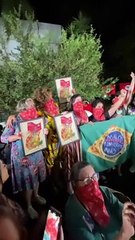 Deputadas fazem manifestação em defesa de seus mandatos