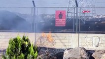 Şanlıurfa'da Parkta Çıkan Anız Yangını Askeri Bölgeye Sıçradı