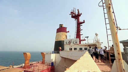 انتهاء عملية سحب النفط من الناقلة "صافر" المتداعية قبالة اليمن