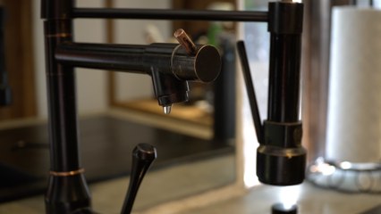 Cranbrook candle maker calls for compensation after water shortage impacts profits