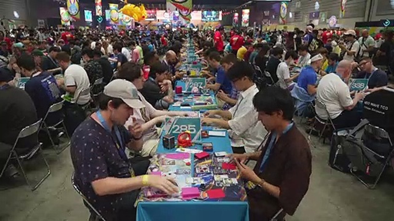 Thousands gather as Pokemon World Championships...
