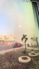 Les feux de forêt étouffent le ciel de Lahaina