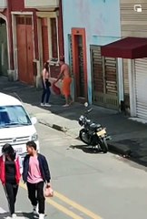 Mujer descubre a su pareja con la amante