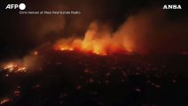 Hawaii, brucia l'isola di Maui
