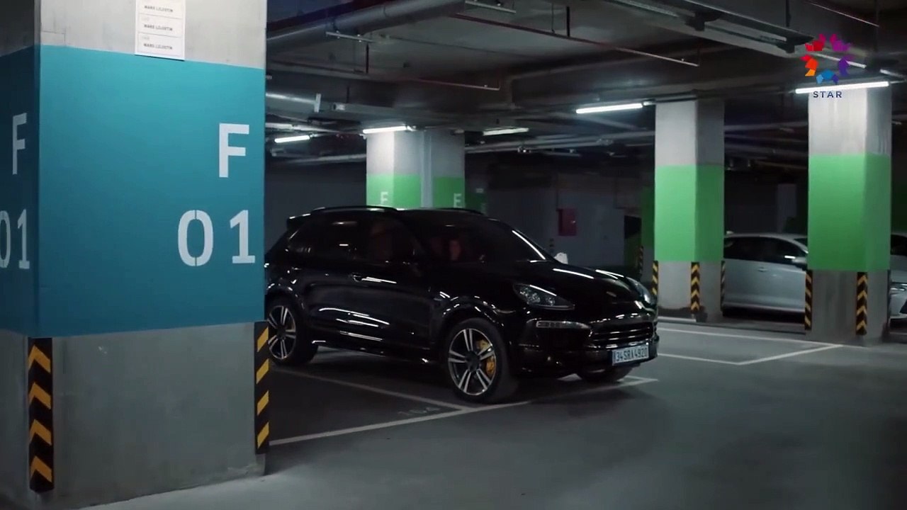 Buçe Buse Kahraman, başrol olduğu Yalı Çapkını dizisinden ayrıldı