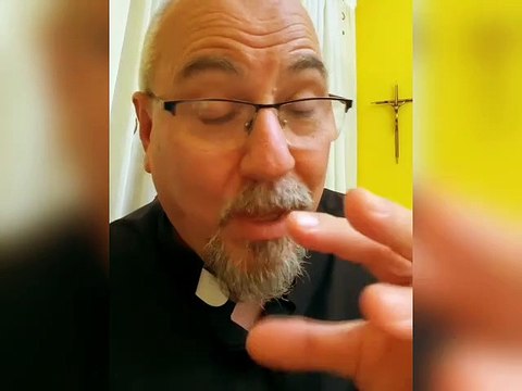 ¿Por qué esperaron 300 años para decir que la Biblia era palabra de Dios? - Padre Juan Molina