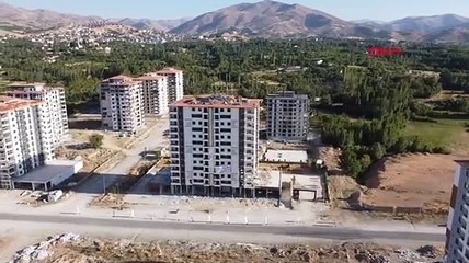 Malatya’da yüksek katlı binalar patlatılarak böyle yıkıldı