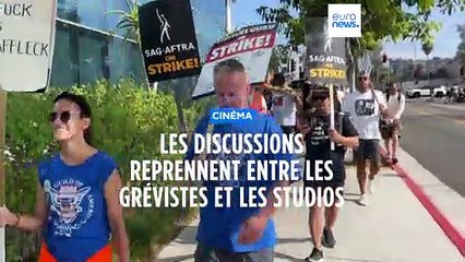 Les scénaristes et les studios en grève à Hollywood retournent à la table des négociations