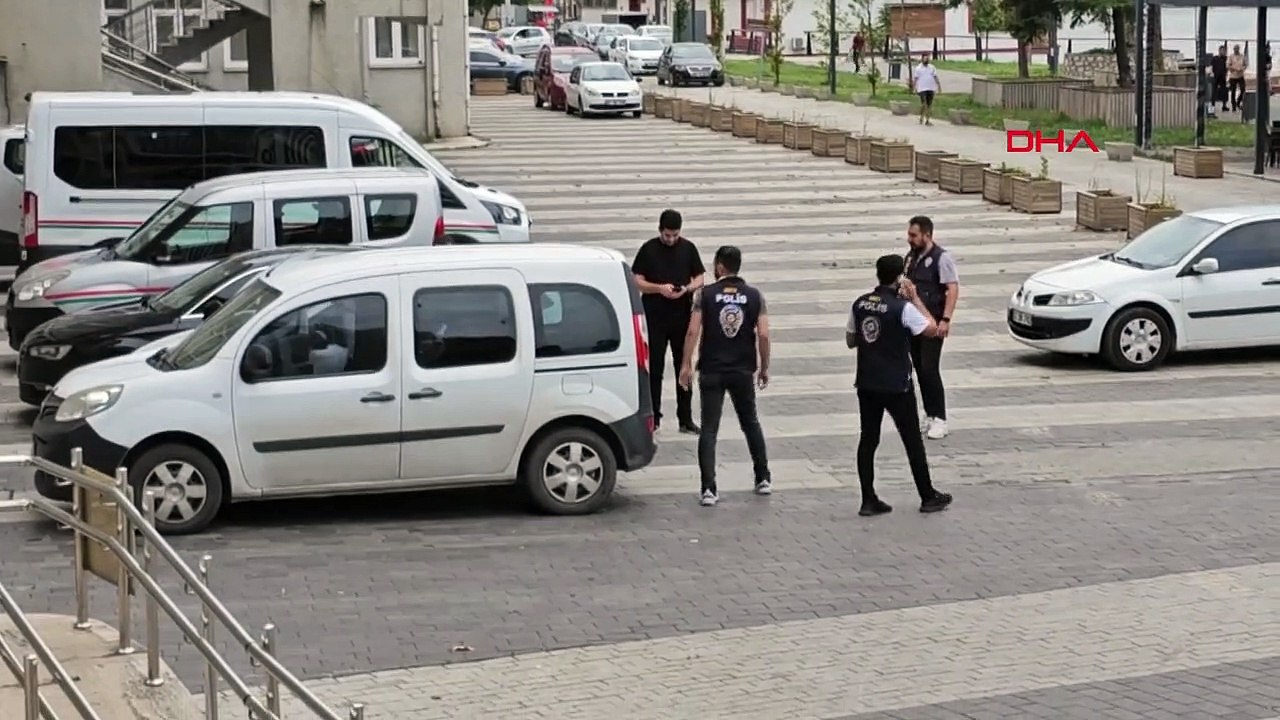 Telefon Dolandırıcıları 100 Bin Lira Dolandırdı