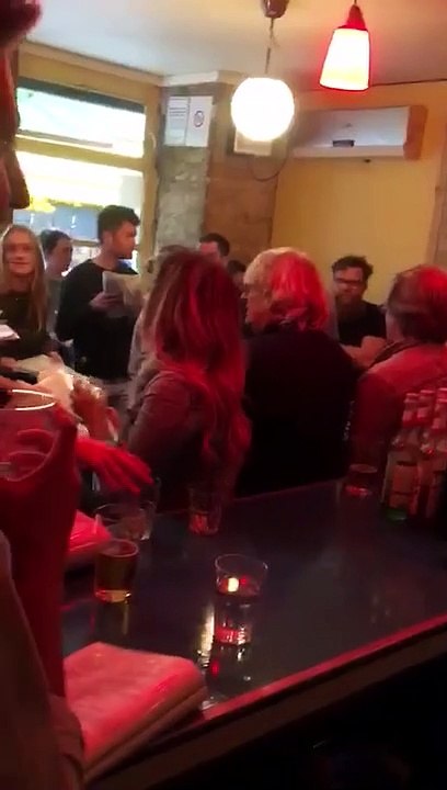 Christos is risen, bar, Paris