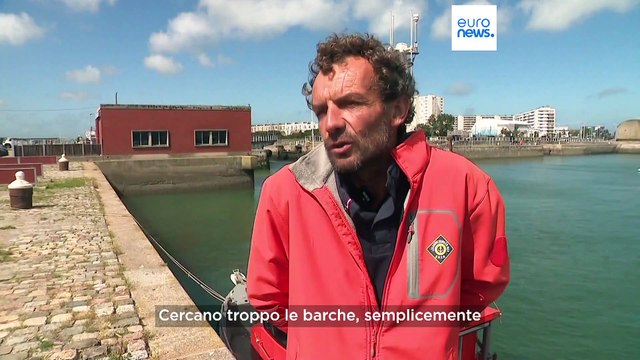 Migranti, naufragio nel Canale della Manica: ci sono morti e feriti