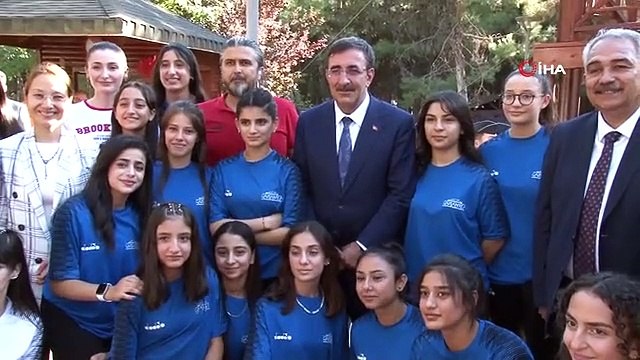 Cevdet Yılmaz: Türkiye Yüzyılı'nı Gençlerimizle İnşa Edeceğiz