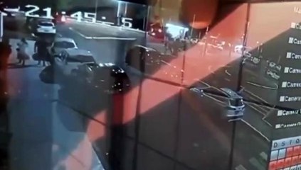 Motorista bate McLaren avaliada em mais de R$ 2 milhões em Alagoas