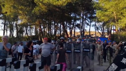 Akbelen'de seyyar tuvaletlere jandarma engeli! 2 gözaltı