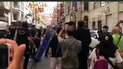 Cumartesi Anneleri ve hak savunucuları gözaltına alındı