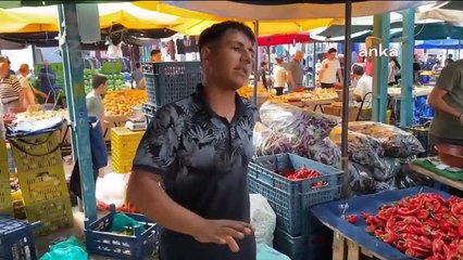 La campagne sur le foyer du marché de la présidence générale de la branche féminine du CHP se poursuit