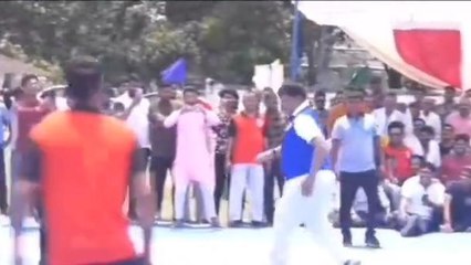 ऊर्जा मंत्री प्रद्युमन सिंह का फिर दिखा अनोखा अंदाज, मंत्री जी की कबड्डी देख सभी हुए हैरान