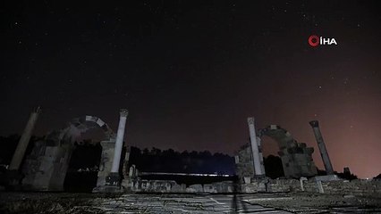 Her şey perseid meteor yağmurunu izleyebilmek için! Türkiye'nin dört bir yanında vatandaşlar geceyi karanlık tepelerde geçirdi