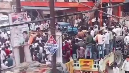 दतिया: किसानों ने बिजली समस्या को लेकर किया चक्का जाम, प्रशासन के खिलाफ की नारेबाजी