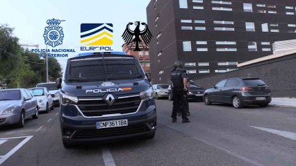 Así fueron las detenciones ejecutadas por la Policía Nacional en los pisos de seguridad en los que se hacinaban los migrantes sirios