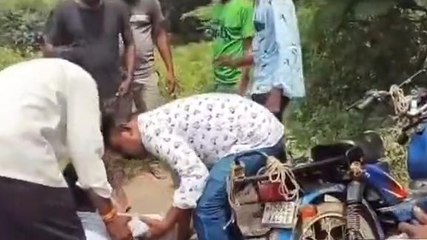 ఖమ్మం: రెండు ద్విచక్ర వాహనాలు ఢీ.. ఇద్దరికి..!