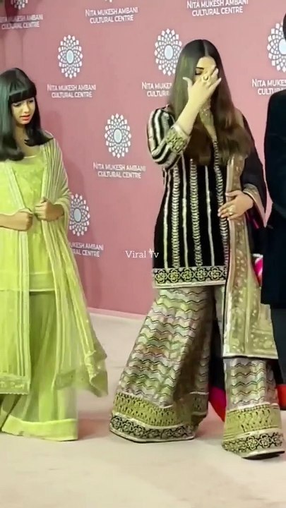 Aishwarya_Aradhya_At_2nd_Day_Of_NMACC_#shortvideo_#shorts_#ytshort_#youtubeshorts_#aishwarya(720p)